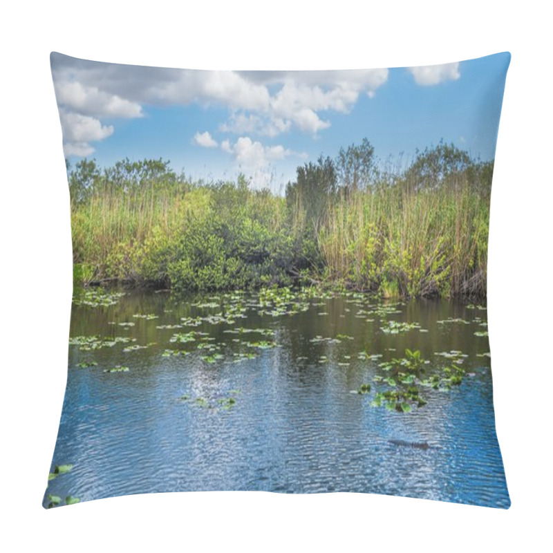 Personality  Everglades Lake Pillow Covers