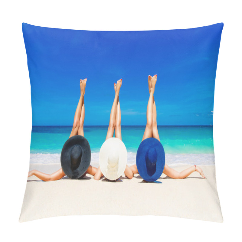 Personality  Three Young Women In Straw Hats Lying On A Tropical Beach, Stret Pillow Covers