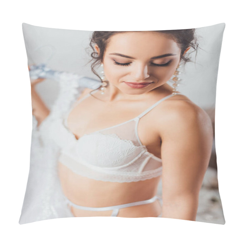 Personality  Selective Focus Of Bride In Bra And Pearl Earrings Holding Hanger With Wedding Dress  Pillow Covers