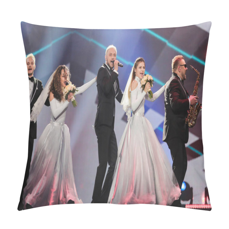 Personality  Sunstroke Project From Moldova Pillow Covers