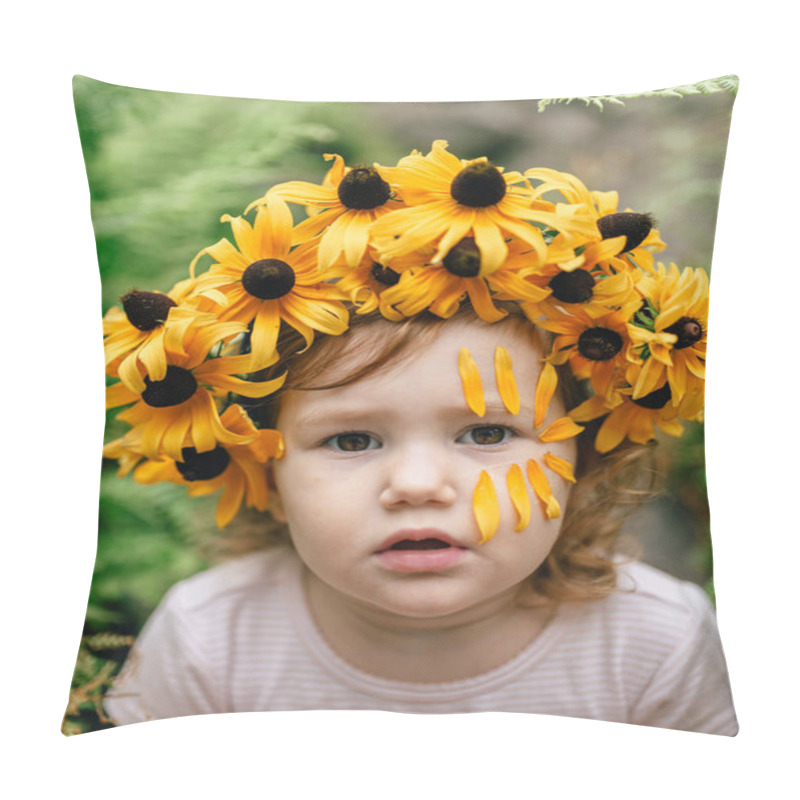 Personality  Young Girl Wearing Black-eyed Susan Flowers Pillow Covers