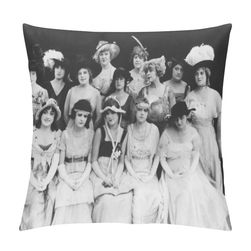 Personality  Portrait Of Women In Hats Pillow Covers