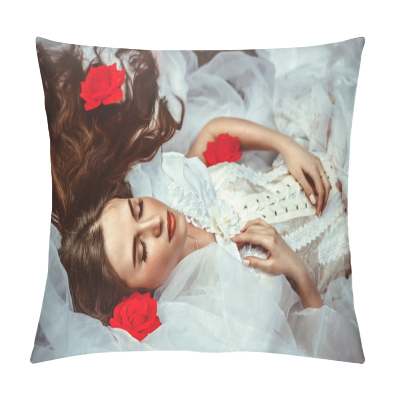 Personality  Lies Sleeping Beauty Pillow Covers