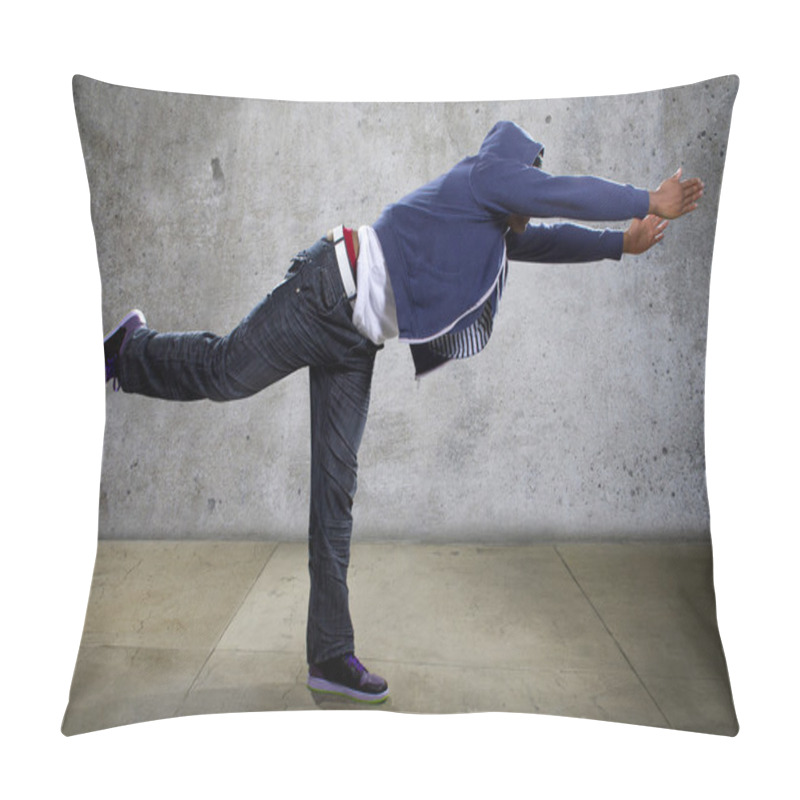 Personality  Black Male Dancing Hip Hop Pillow Covers