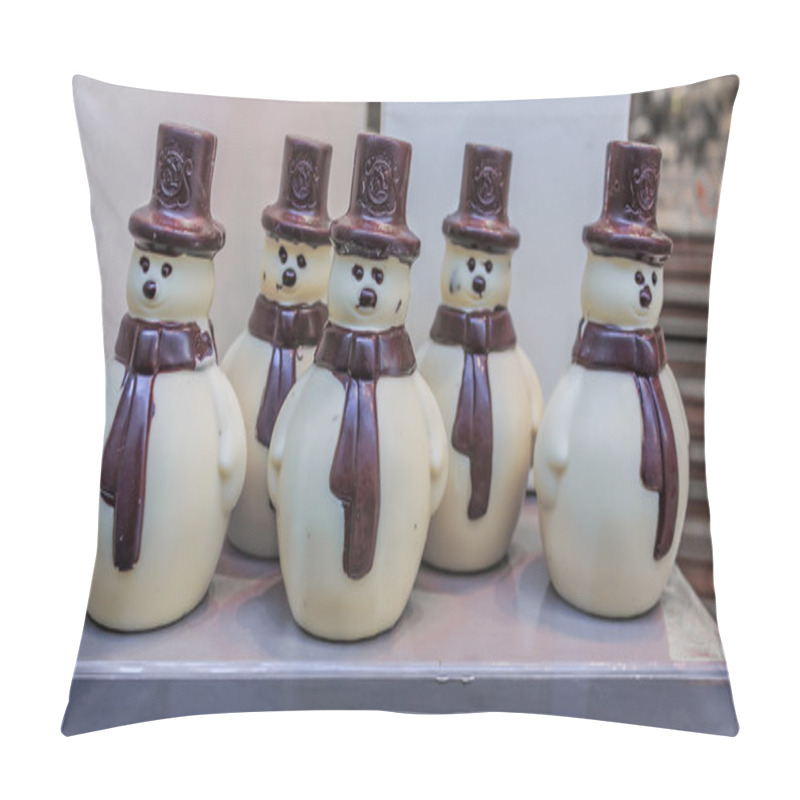 Personality  Leonidas Chocolate Snowmen Pillow Covers