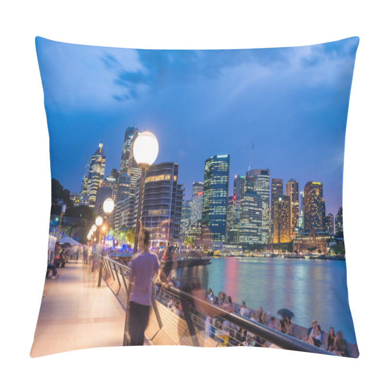 Personality  SYDNEY - NOVEMBER 6, 2015: Locals And Tourists Enjoy City Sunset Pillow Covers