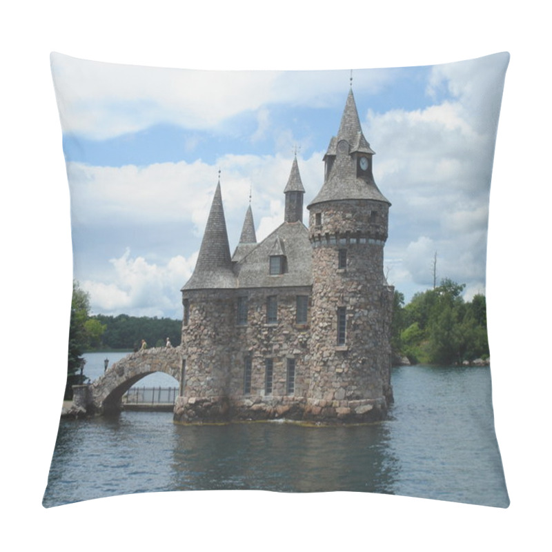 Personality  Boldt Castle On Ontario Lake Pillow Covers