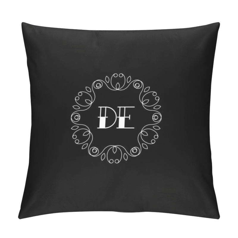 Personality  DE Unique Abstract Geometric Logo Design Pillow Covers