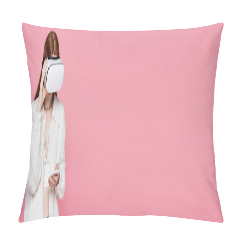 Personality  Young Red Haired Woman In Vr Headset Using Smartphone Isolated On Pink, Banner  Pillow Covers