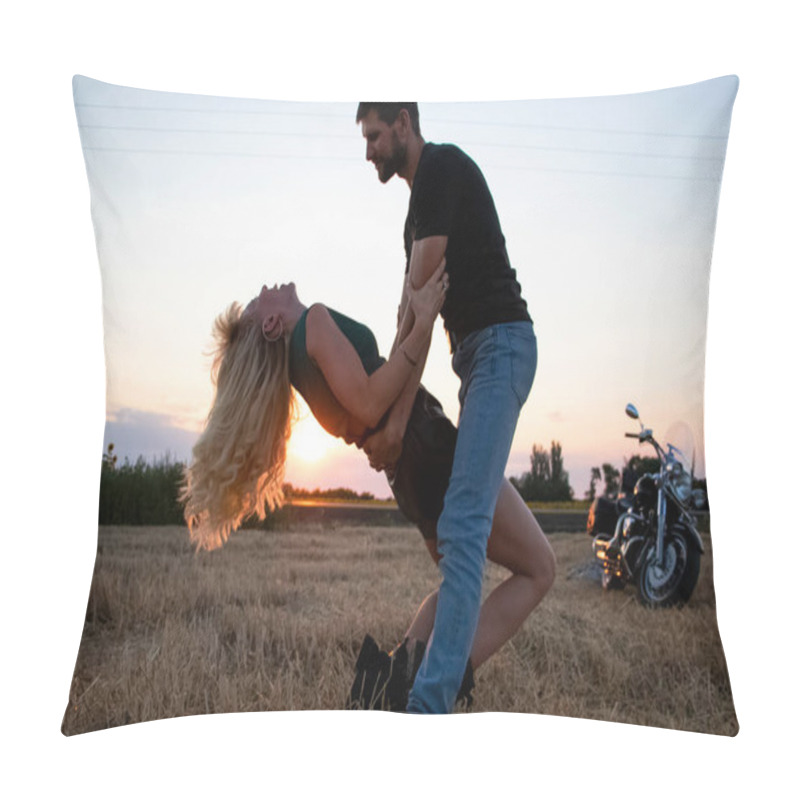 Personality  Bikers Man And Woman Stopped At The Side Of The Road To Rest And Kiss Passionately. Photos Of Loving Motorcyclists At Sunset. The Concept Of Freedom, Brutality And Passion Pillow Covers