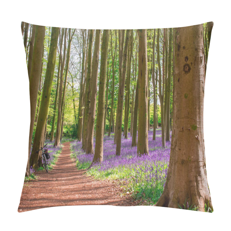 Personality  Shoot Of Wild Blubell Flowers In Morning Dew At Forest Meadow Pillow Covers