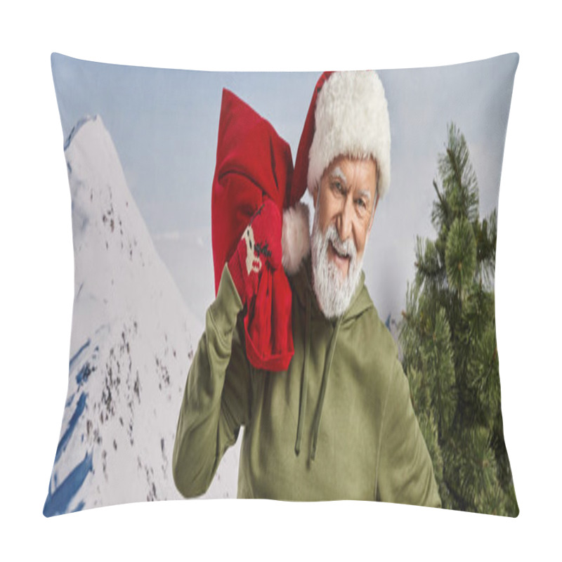 Personality  Happy Athletic Man Dressed As Santa With Christmassy Hat Holding Present Bag, Winter Concept, Banner Pillow Covers