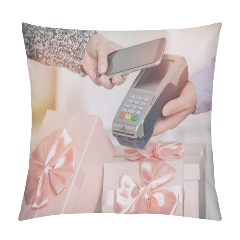 Personality  Paying Contactless With Smart Phone Pillow Covers