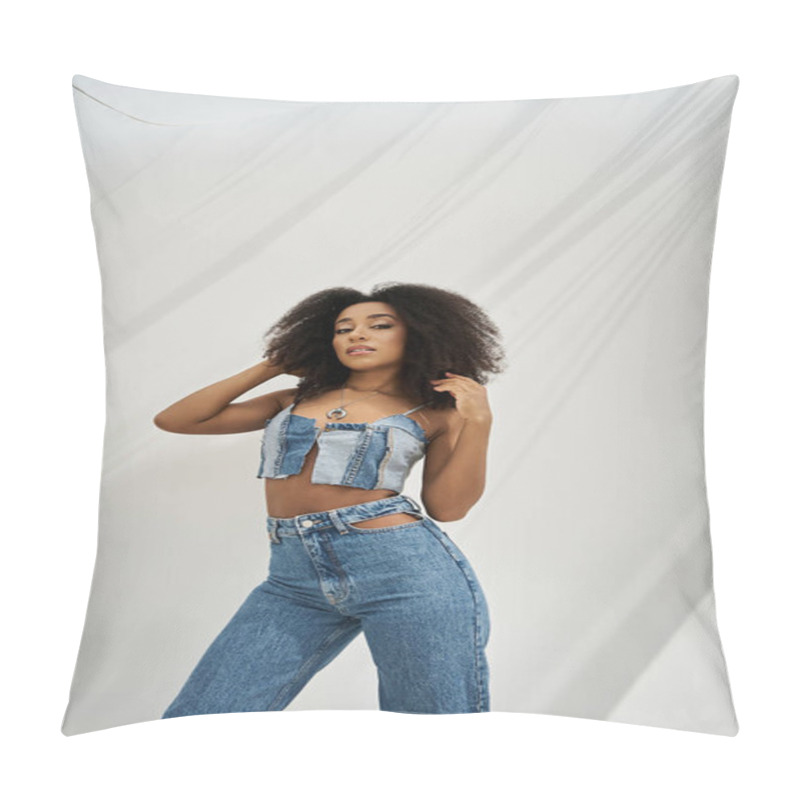 Personality  A Confident Young Woman Showcases Her Fashionable Denim Ensemble While Posing Gracefully. Pillow Covers