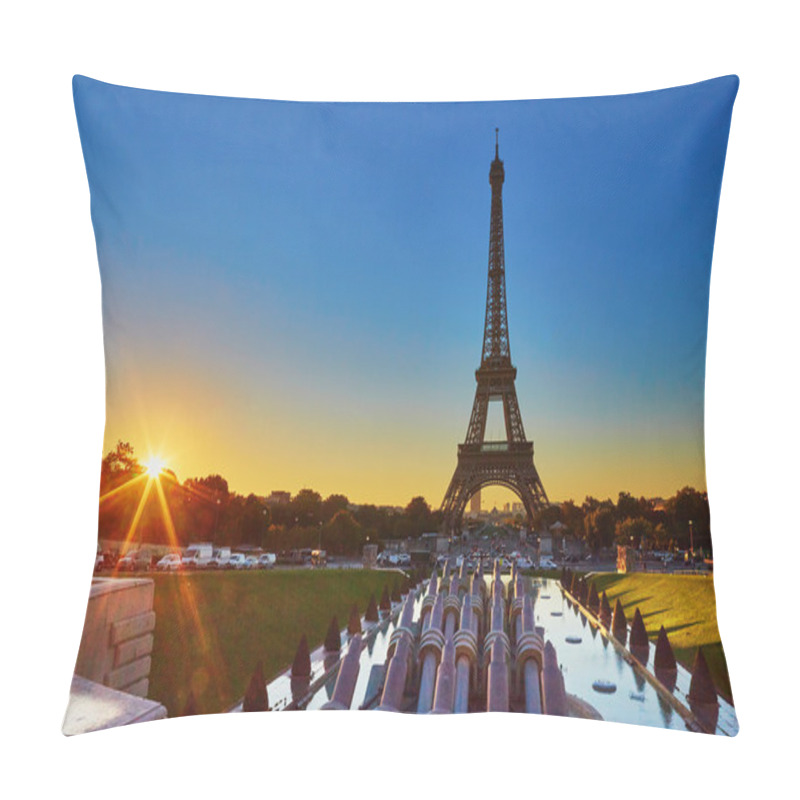 Personality  Scenic View Of The Eiffel Tower During Sunrise Pillow Covers