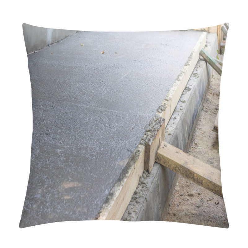 Personality  Pouring Concrete Base Of House, Form-work Home Construction Pillow Covers