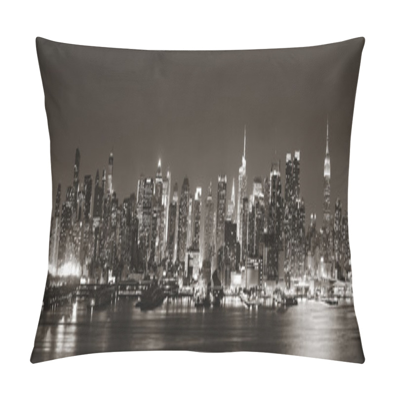 Personality  Midtown Manhattan Skyline Pillow Covers