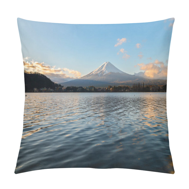 Personality  Landscape Of Fuji Mountain At Lake Kawaguchiko. Iconic And Symbolic Mountain Of Japan. Scenic Sunrise Of Fujisan At Morning Time, Kawaguchiko, Yamanashi, Japan Pillow Covers