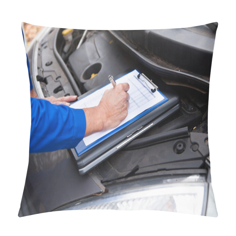 Personality  Mechanic Maintaining Car Records Pillow Covers