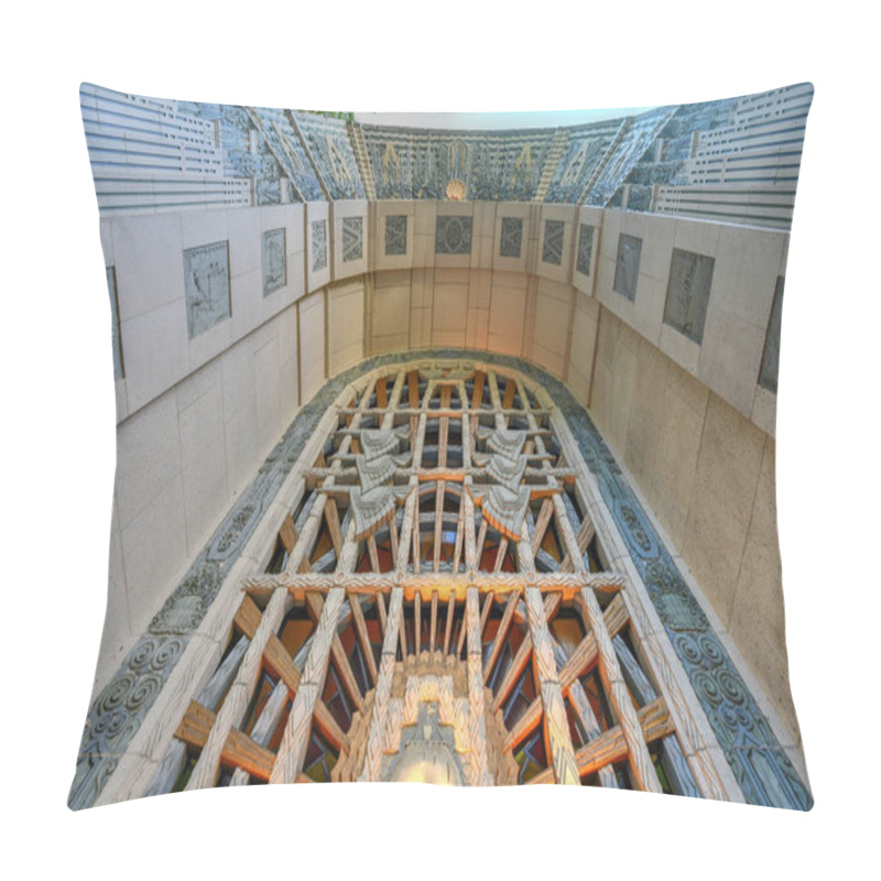 Personality  Exterior Of The Old 1930 Marine Building Skyscraper In Downtown Vancouver, Canada. Pillow Covers