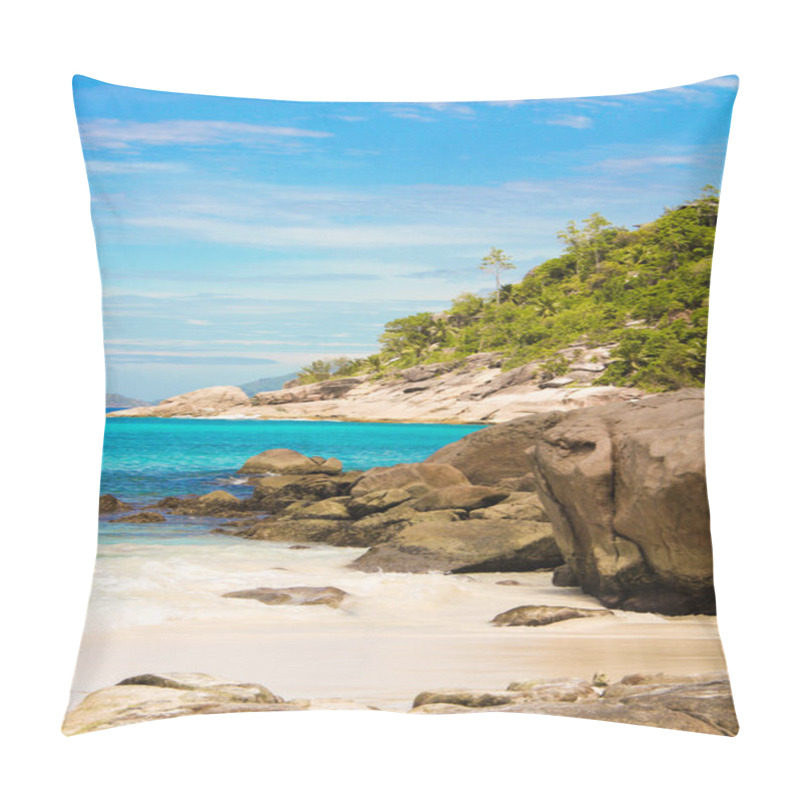 Personality  Turquoise Exotic Lagoon With Big Stones At Seychelles Pillow Covers