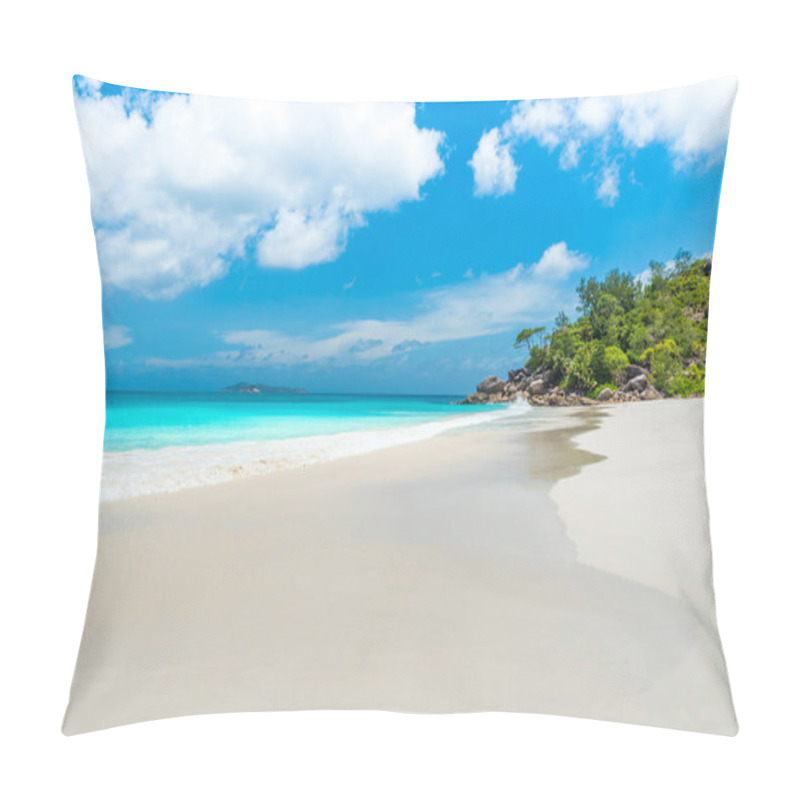 Personality  Paradise Beach - Anse Georgette At Praslin, Seychelles. Pillow Covers