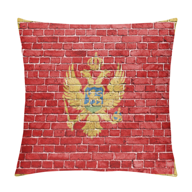 Personality  Grunge Montenegro Flag Pillow Covers