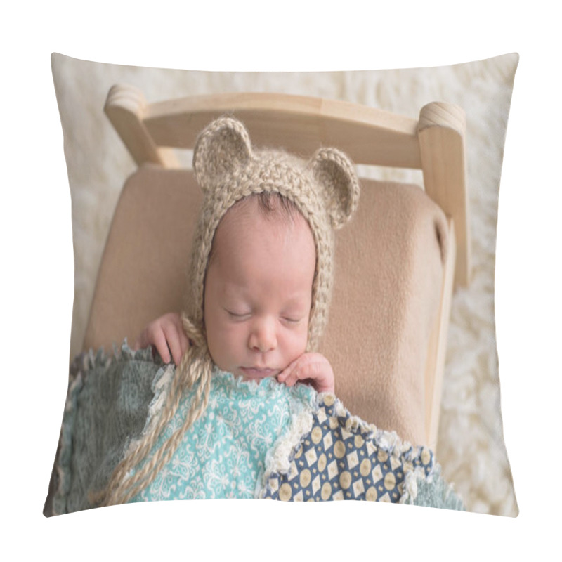 Personality  Newborn Baby Boy Wearing A Bear Bonnet Pillow Covers