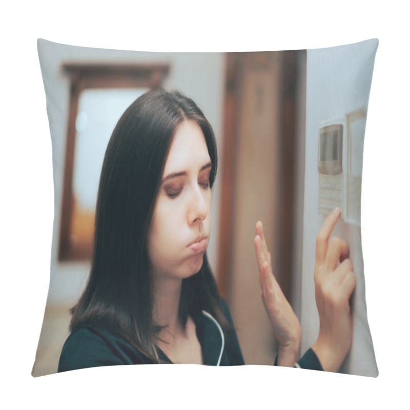 Personality  Woman Feeling Hot Setting The Room Temperature To Be Lower Pillow Covers