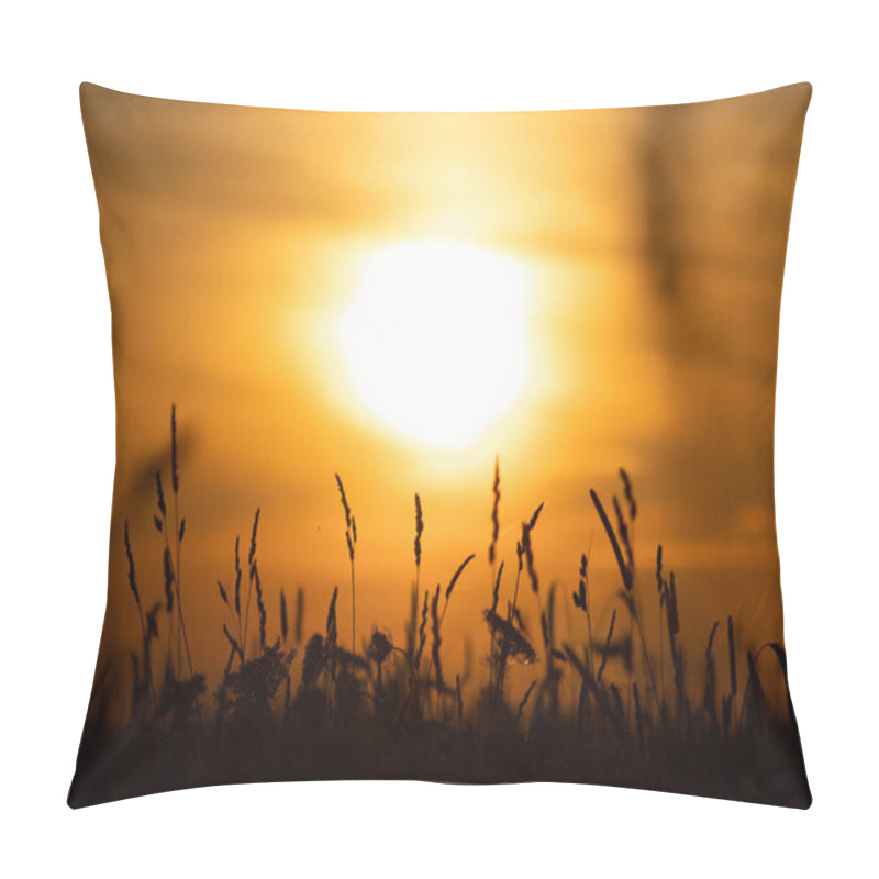 Personality  Silhouettes Of Grass Swaying Gently In The Foreground, Framed By A Warm, Glowing Sunset. A Serene And Atmospheric Depiction Of Nature's Beauty During Golden Hour. Pillow Covers