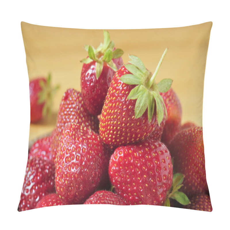 Personality  Strawberries Pillow Covers