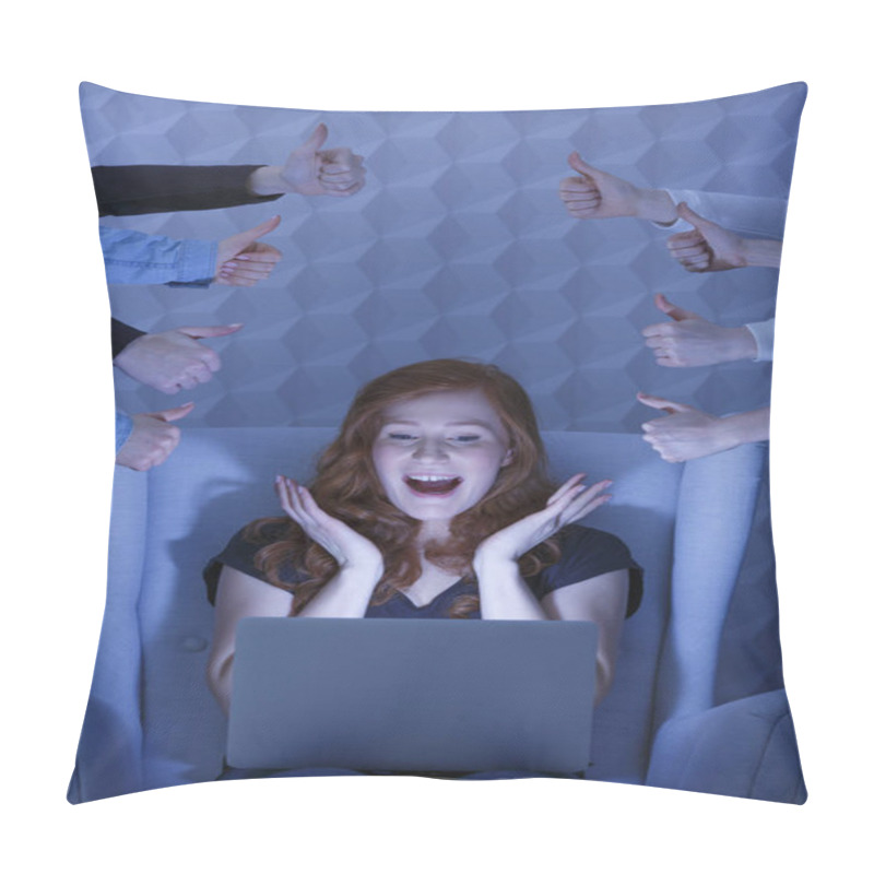 Personality  Girl With Laptop At Night Pillow Covers