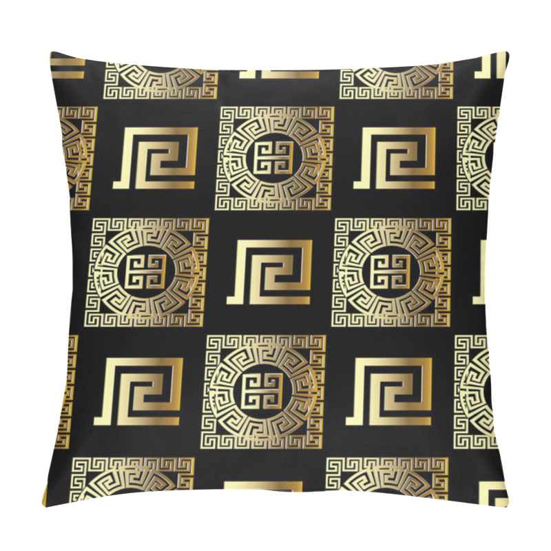 Personality  Geometric Modern 3d Meander Vector Seamless Pattern. Greek Key Pillow Covers