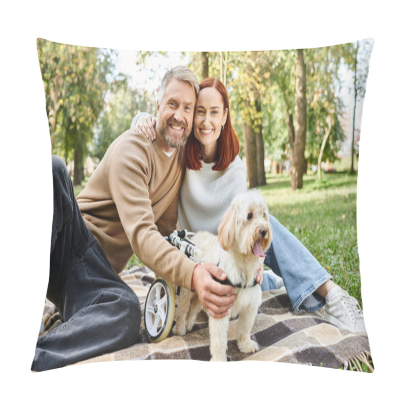 Personality  A Loving Couple And Their Dog Sit On A Checkered Blanket In A Park. Pillow Covers