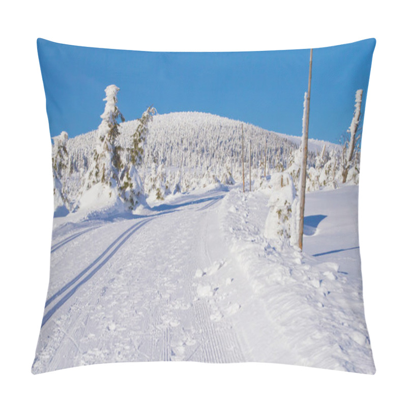 Personality  Winter Mountain Landscape Scenery With Cross Country Skiing Way Pillow Covers