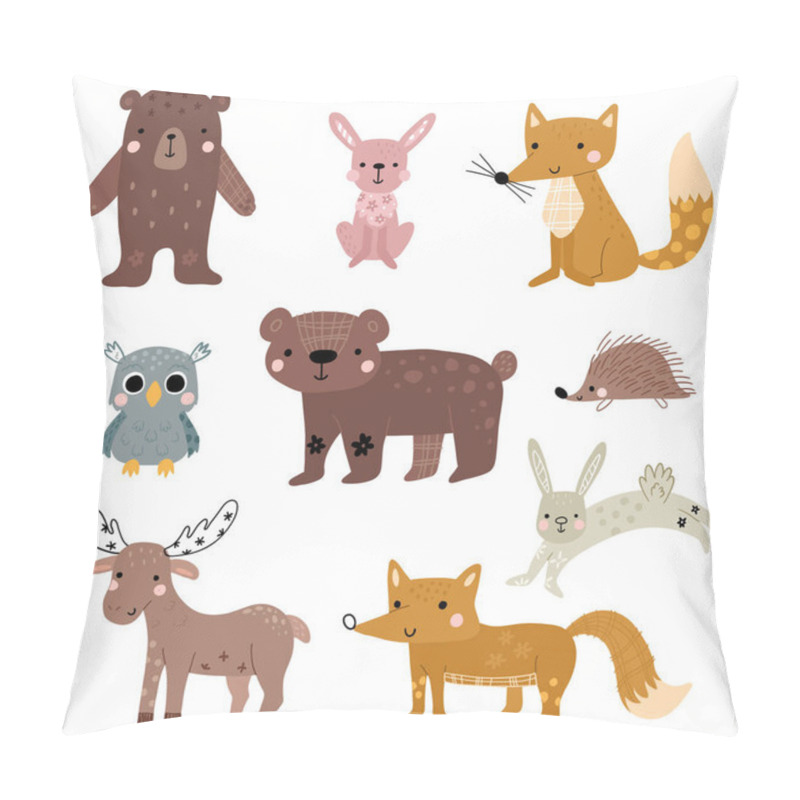 Personality  A Collection Of Cute Forest Animals, Including Bears, Foxes, Rabbits, A Hedgehog, An Owl, And A Moose. Each Animal Has A Playful, Cartoonish Style With Soft Colors And Decorative Patterns Pillow Covers