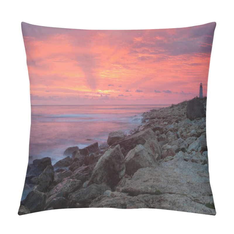 Personality  Beautiful Seascape With Big Sea Wave At The Sunset Pillow Covers