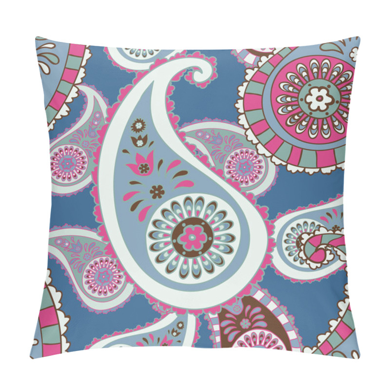 Personality  Seamless Pattern. Paisley Pillow Covers