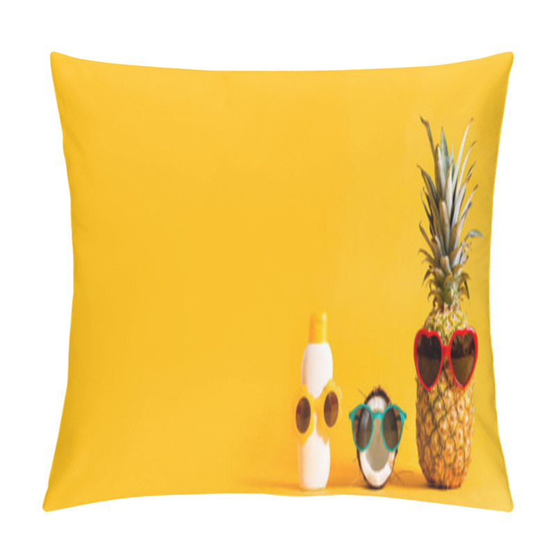 Personality  Pineapple And Coconut Wearing Sunglasses With Sunblock Pillow Covers