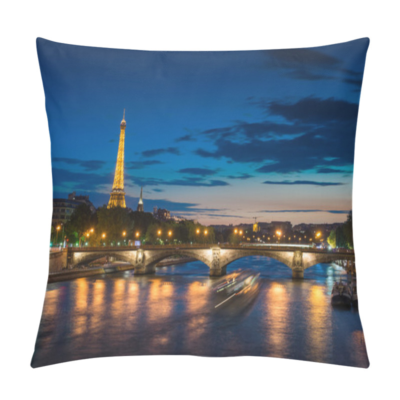 Personality  Paris Cityscape At Sunset - Eiffel Tower Pillow Covers