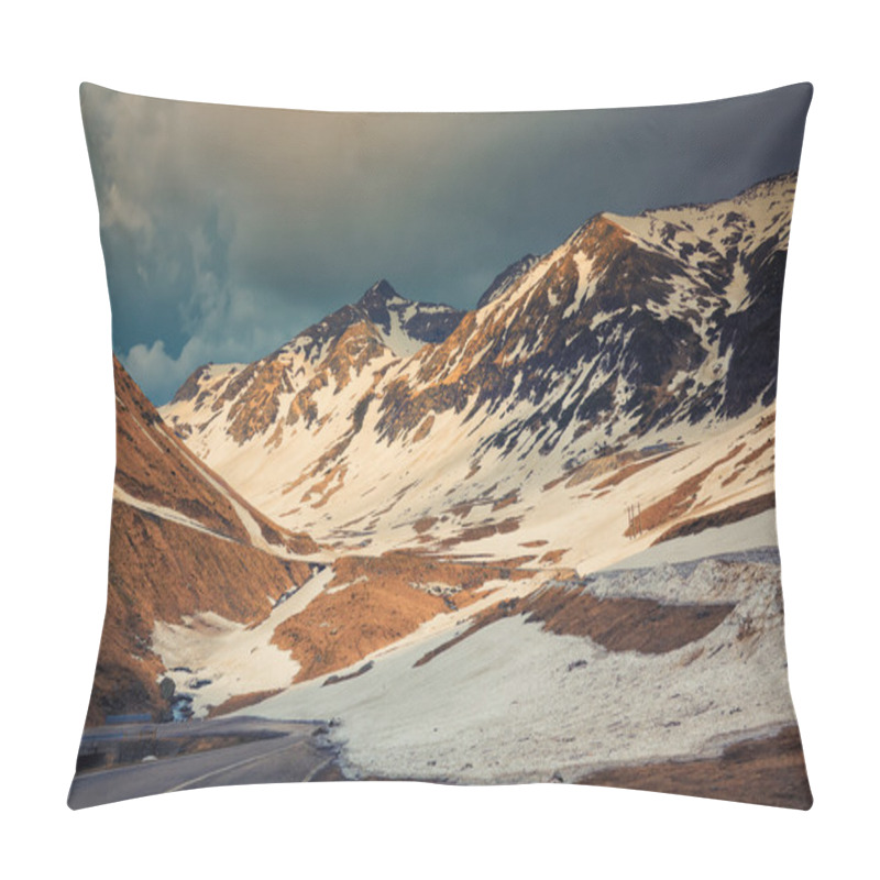 Personality  Transfagarasan Highway Pillow Covers