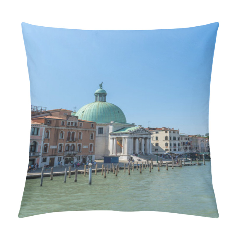 Personality  View Of The Church Of San Simeon Piccolo With Its Iconic Green Dome Overlooking The Grand Canal In Venice, Italy, Surrounded By Historic Buildings And Waterfront Activity. Pillow Covers