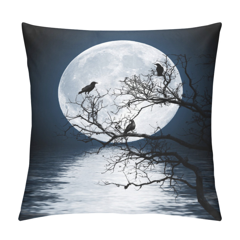 Personality  Ravens Sitting On A Tree Shined With The Full Moon Pillow Covers