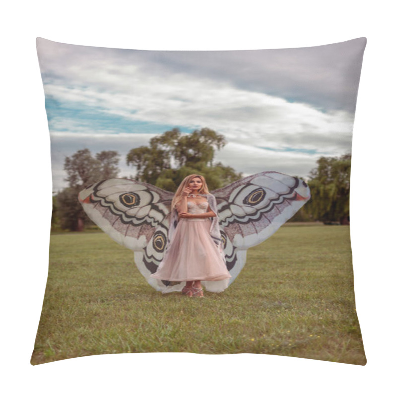 Personality  Beautiful Woman With Big Butterfly Wings Pillow Covers