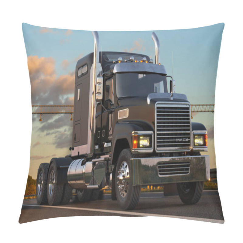 Personality  Legendary American Mack Truck.3D Illustration. Pillow Covers