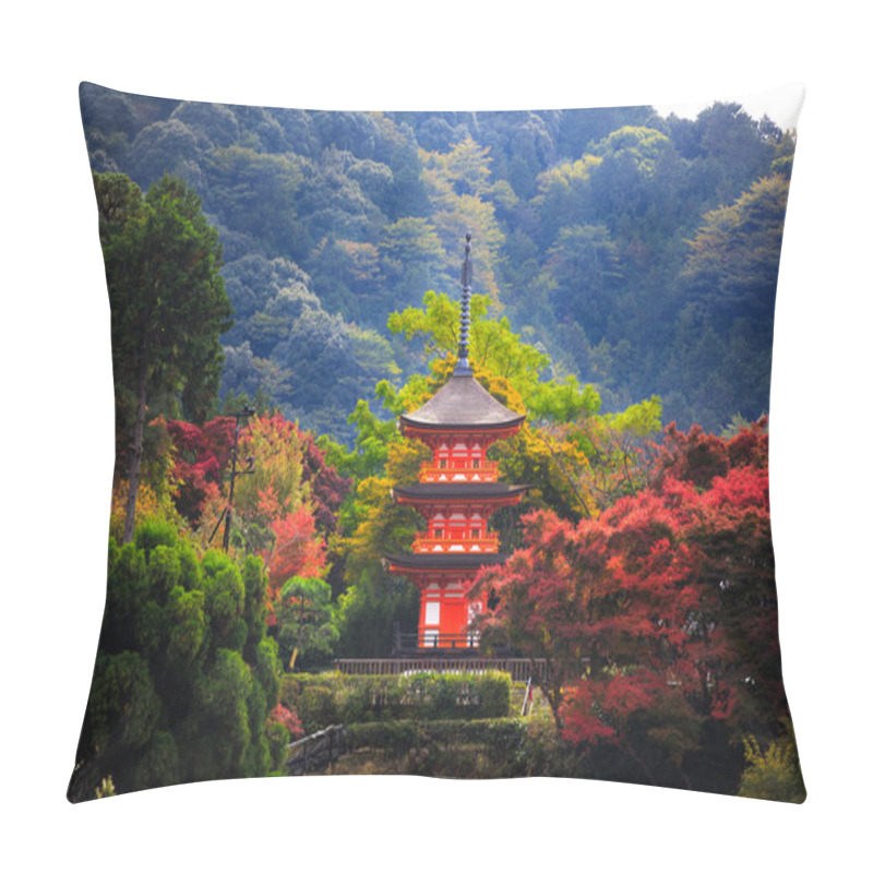 Personality  Kiyomizu-dera Pillow Covers