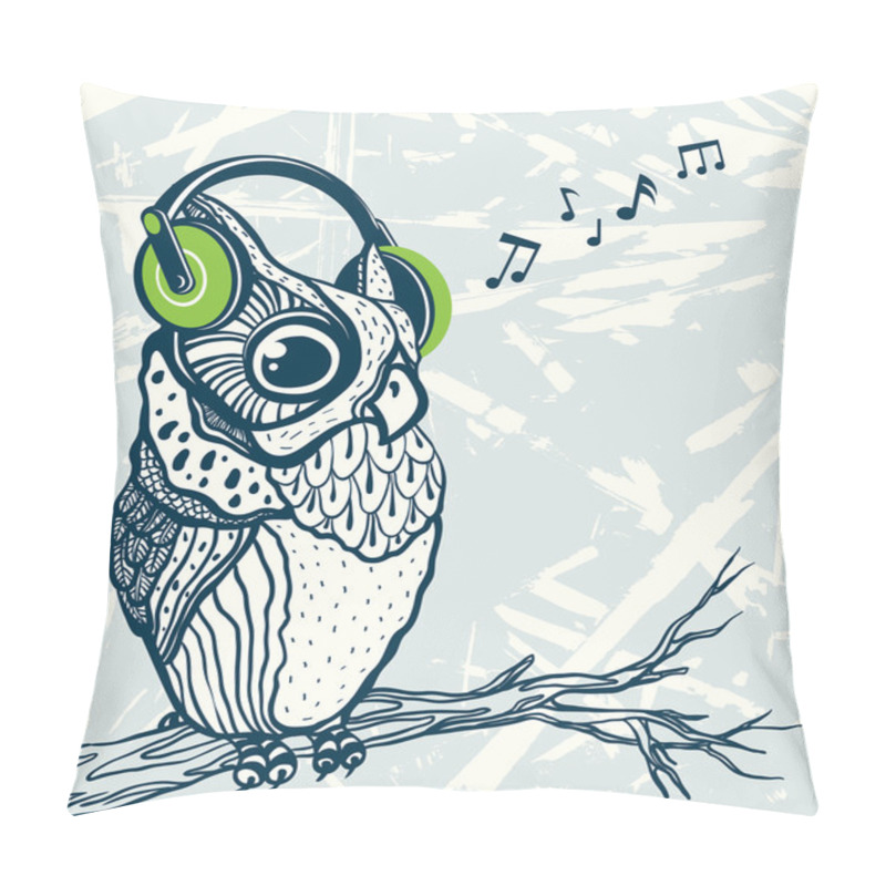 Personality  Graphic Owl With Green Headphones. Music. Pillow Covers