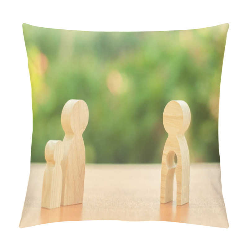 Personality  The Father Takes The Child Away From His Mother. Deprivation Of The Parental Rights Of The Mother, Illegal Separation. Conflict Between Parents. The Surrogate Motherhood. Child Custody After Divorce. Pillow Covers