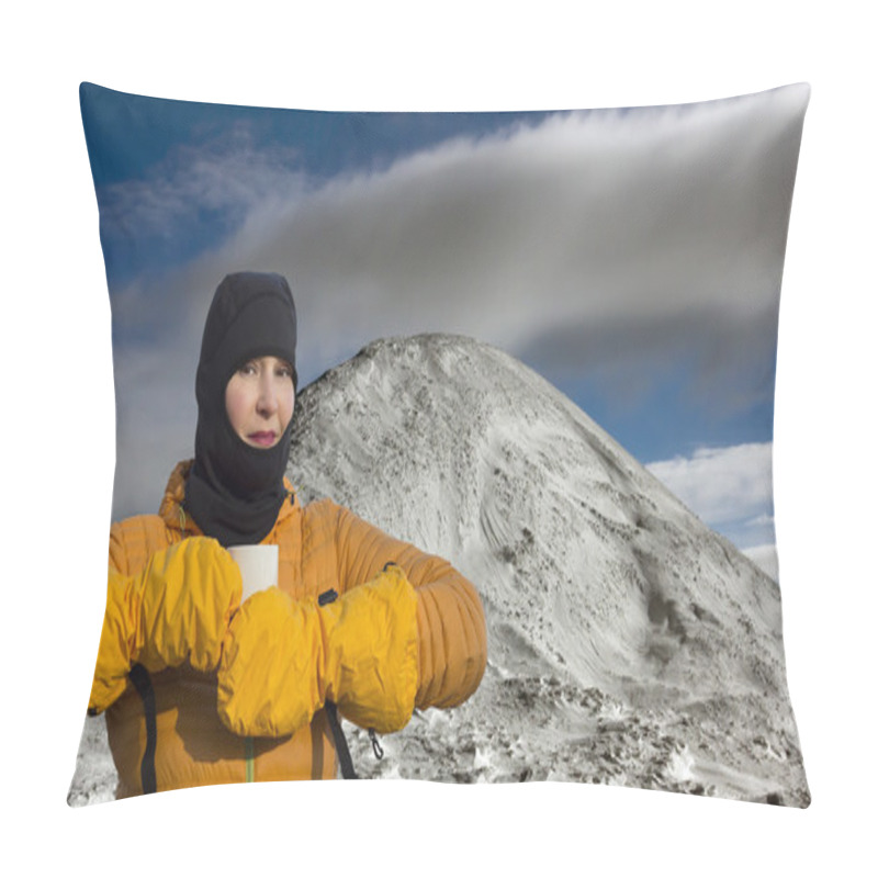 Personality  Female High Altitude Alpine Climber Pillow Covers