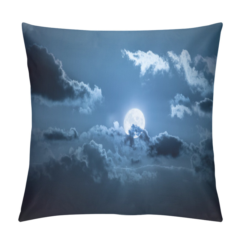 Personality  Full Moon Pillow Covers